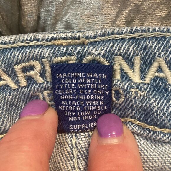 Arizona Jean Company distressed raw edge shortie shorts, size 15, good condition - Picture 9 of 10